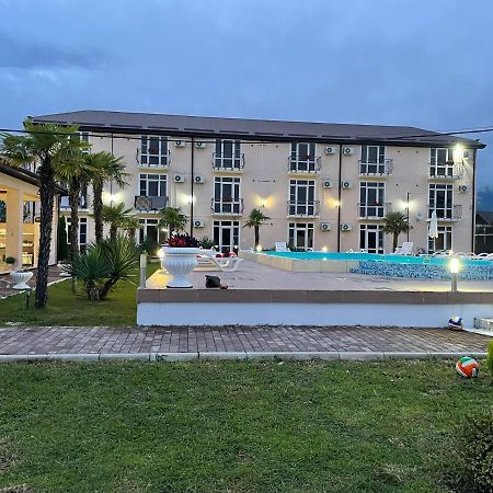 Hotel Askar Alakhadzi Exterior foto